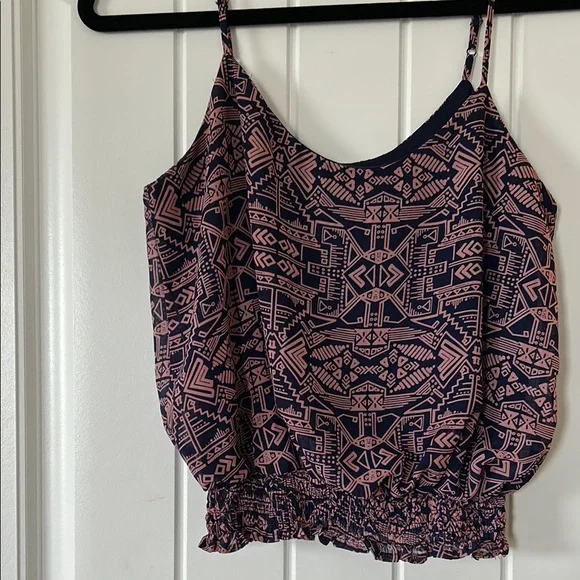 Patterned Pink and Black Women's Top - Picture 1 of 2